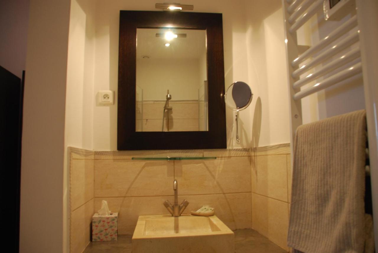 Les Lofts Apartment L'Isle-sur-la-Sorgue Bagian luar foto